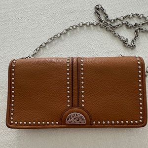 Brighton Rockmore Large Wallet Toffee Leather With Shoulder Chain (T3487T)